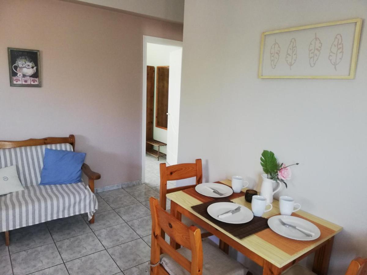 Anna Apartments Аргостолион Екстериор снимка