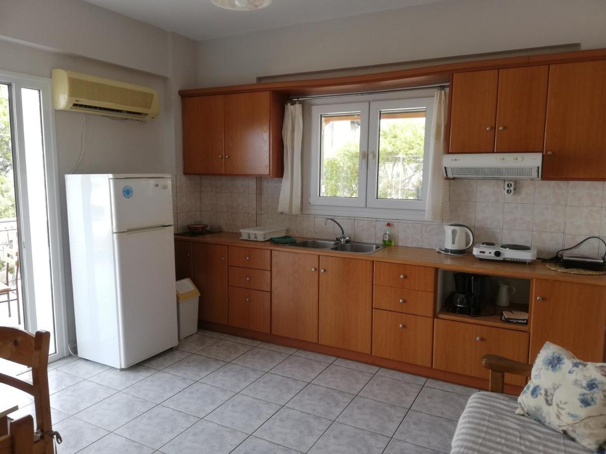 Anna Apartments Аргостолион Екстериор снимка