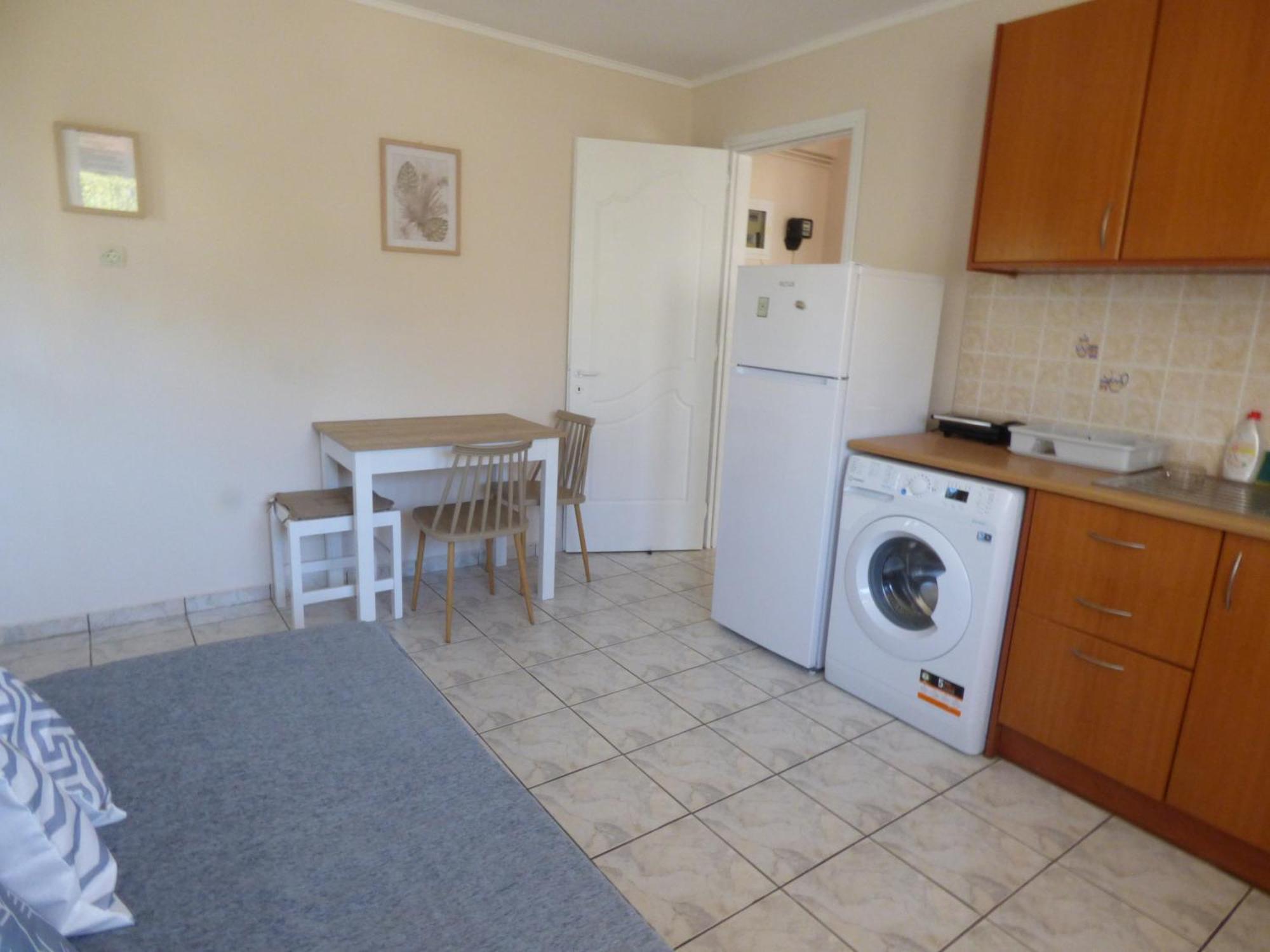 Anna Apartments Аргостолион Екстериор снимка