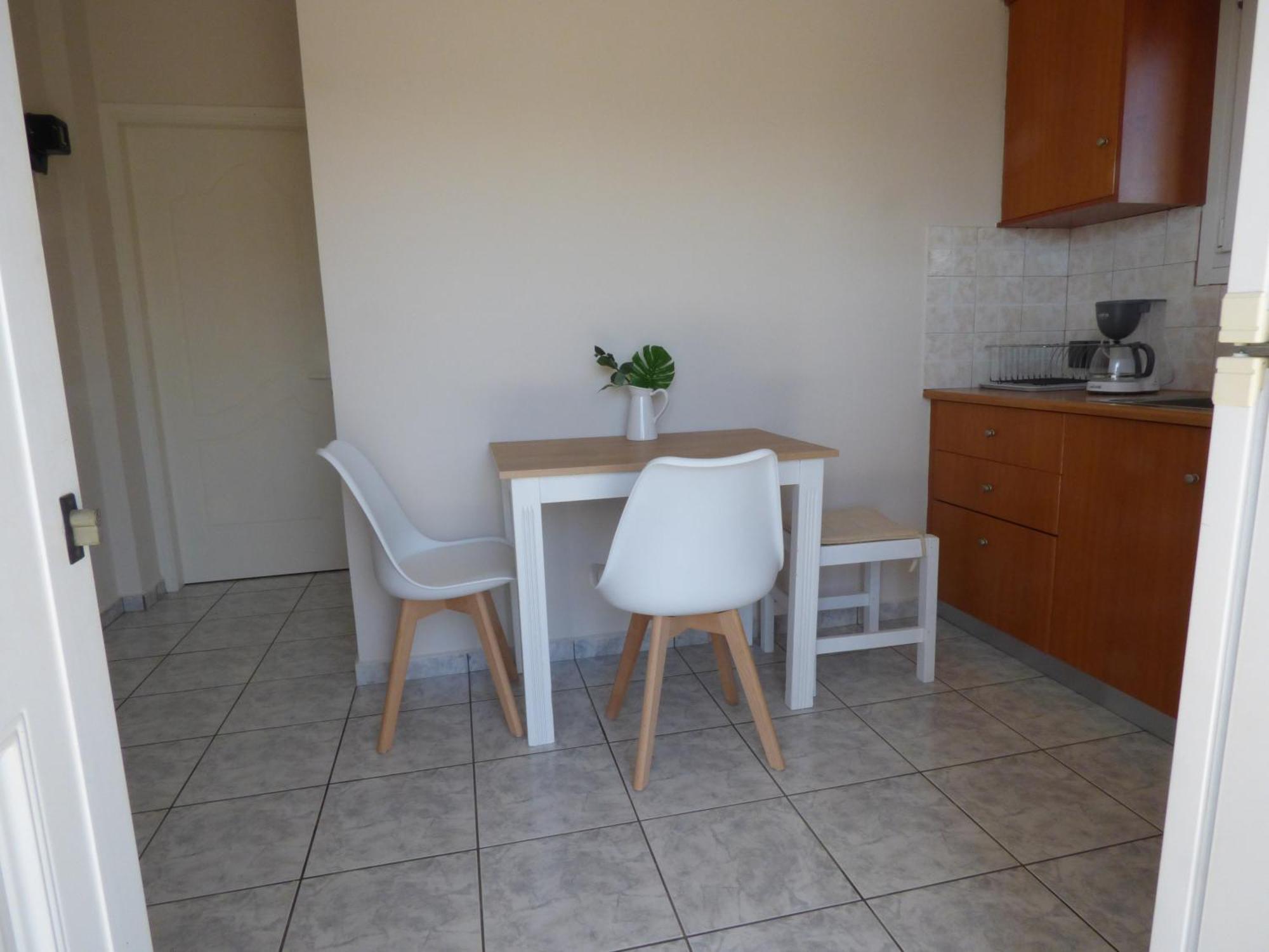 Anna Apartments Аргостолион Екстериор снимка